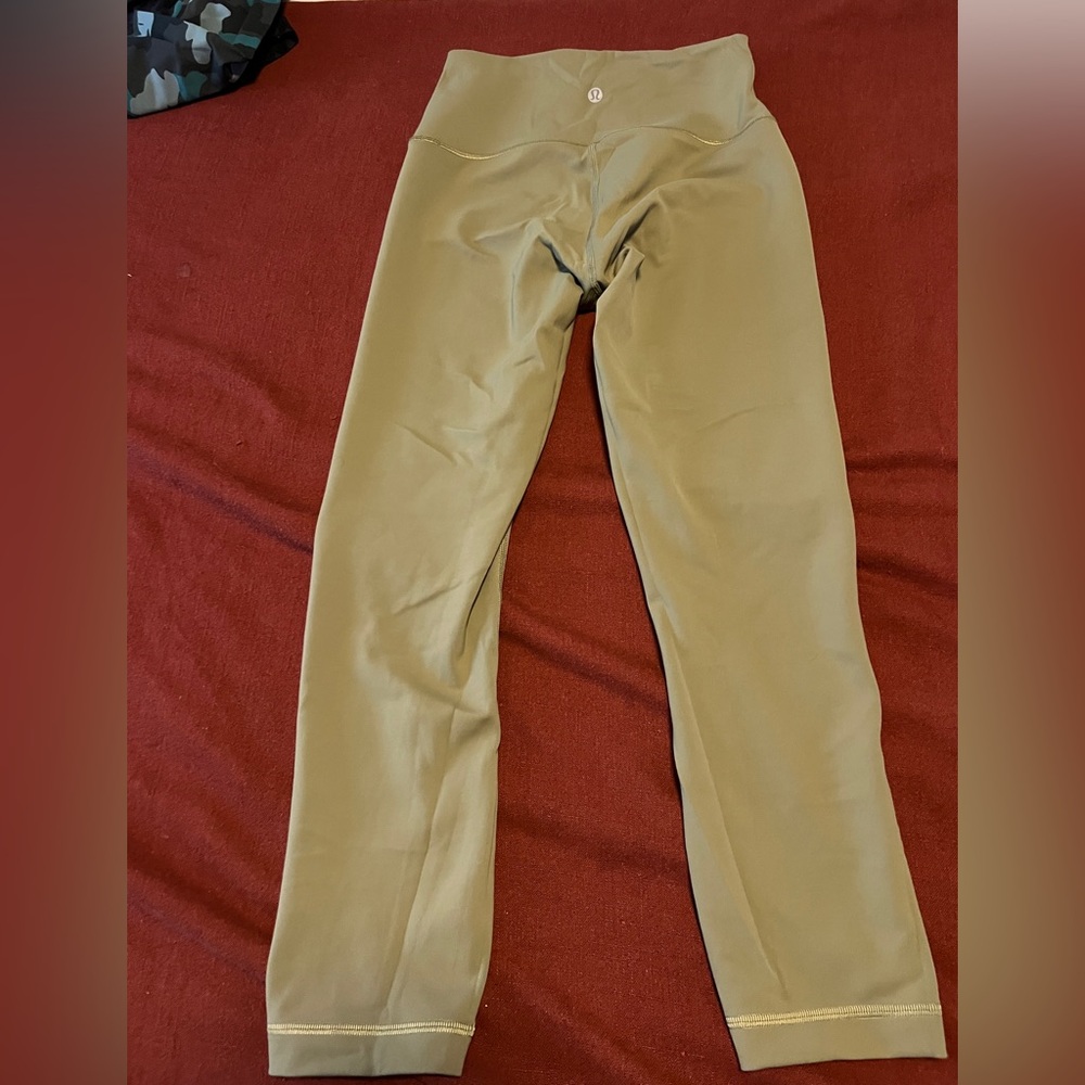 🍋 Lululemon align leggings length 25 size 6 sage